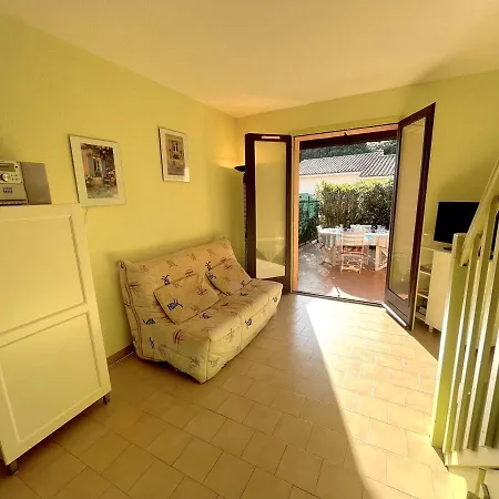 بيت للعطل Mazet 2 Chambres, 4 Couchages A 200m De La Mer, Terrasse, Parking, Proches Commerces - Fr-1-226b-135